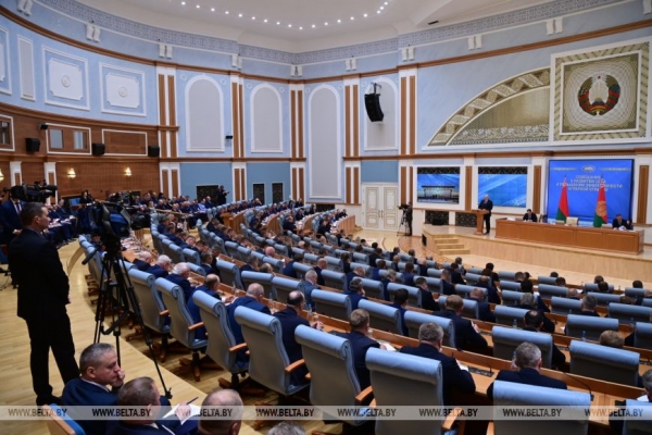 "Есть чем гордиться, но надо двигаться дальше". Вот что требует Лукашенко от сельского хозяйства "Есть чем гордиться, но надо двигаться дальше". Вот что требует Лукашенко от сельского хозяйства