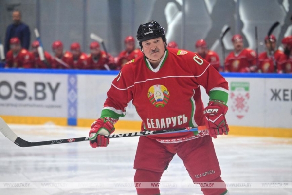 Герой Беларуси, стратегия в промышленности, мирный план для Украины и космос в Кремле. Итоги недели Президента Герой Беларуси, стратегия в промышленности, мирный план для Украины и космос в Кремле. Итоги недели Президента