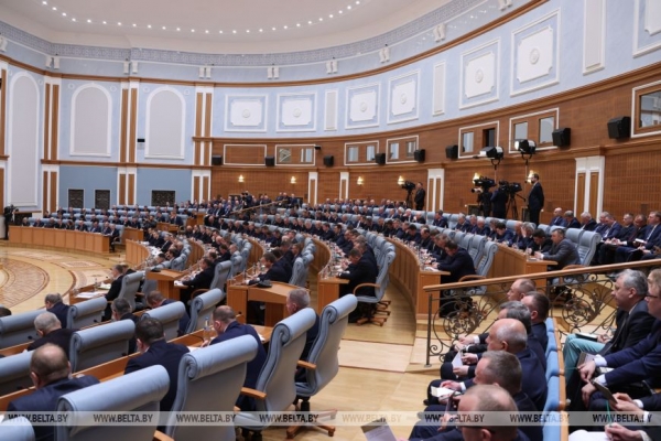 "Есть чем гордиться, но надо двигаться дальше". Вот что требует Лукашенко от сельского хозяйства "Есть чем гордиться, но надо двигаться дальше". Вот что требует Лукашенко от сельского хозяйства