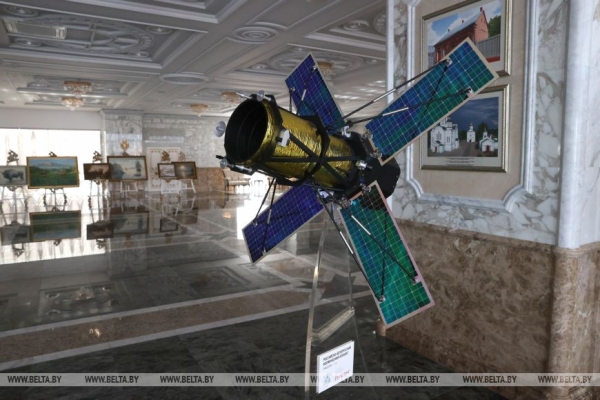 Лукашенко: полет Василевской вывел Беларусь на новый уровень участия в космических программах Лукашенко: полет Василевской вывел Беларусь на новый уровень участия в космических программах