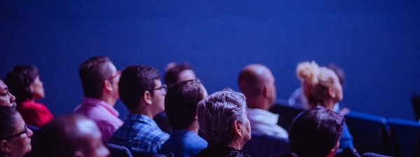 
            Провластными профсоюзами будет руководить экс-глава Таможенного комитета                                