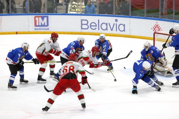 Бессонная ночь, послание потомкам и кадровый день. Итоги Недели Президента