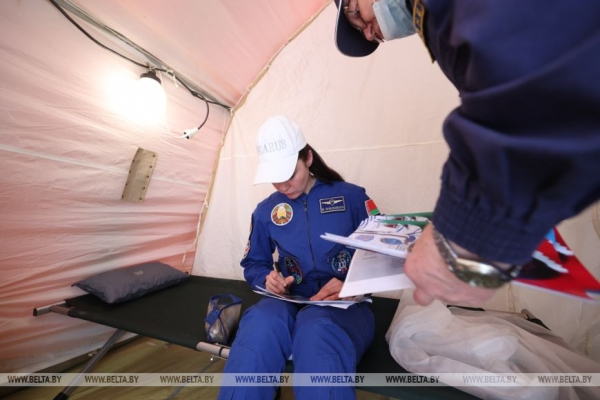 Первый космонавт суверенной Беларуси вернулась на Землю. Как завершилось звездное путешествие Василевской Первый космонавт суверенной Беларуси вернулась на Землю. Как завершилось звездное путешествие Василевской