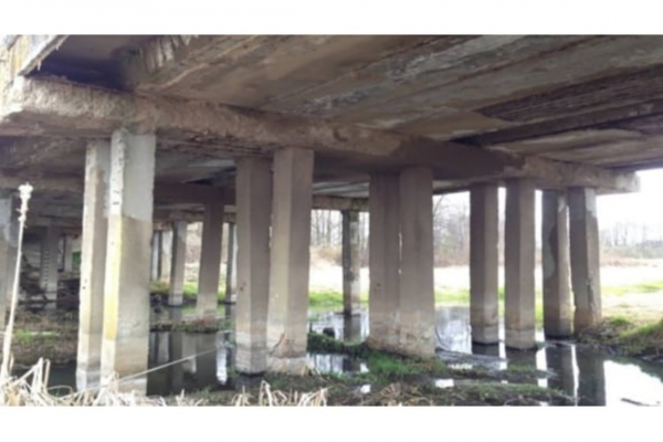 В Смолевичах из-за критических дефектов и угрозы обрушения закрывают мост                                 
            В Смолевичах из-за критических дефектов и угрозы обрушения закрывают мост